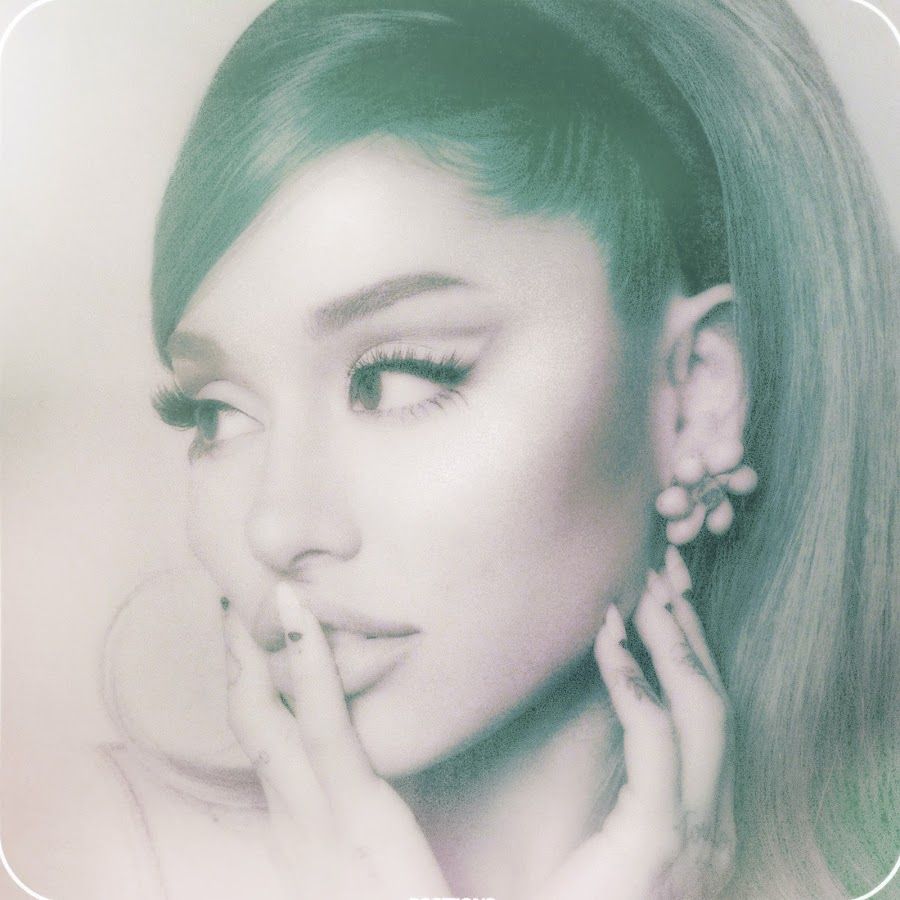 cute Ariana Grande wallpapers 0067