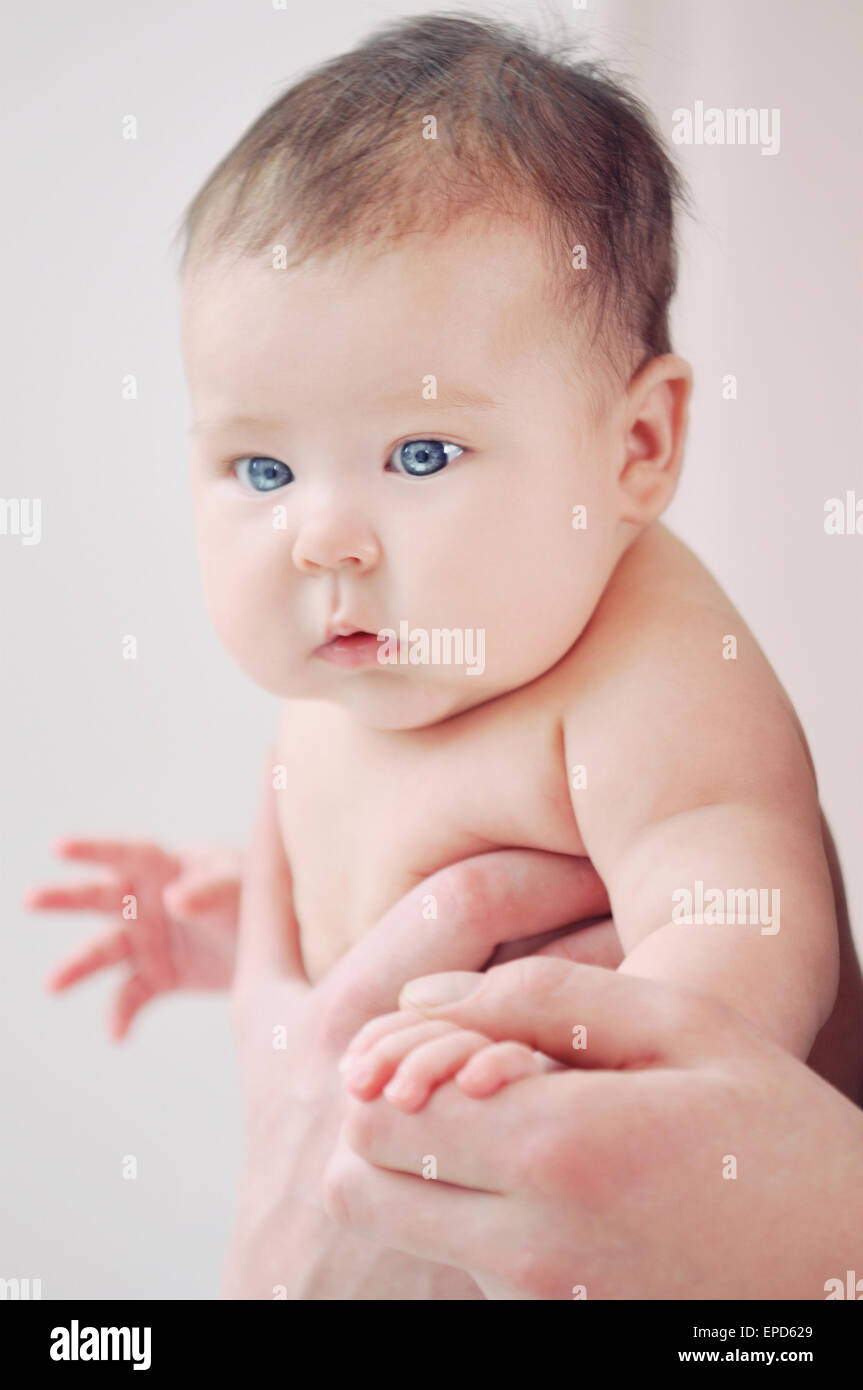 cute baby hands wallpapers 0041