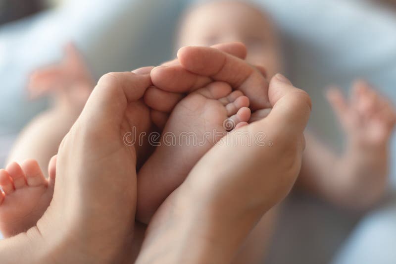 cute baby hands wallpapers 0078