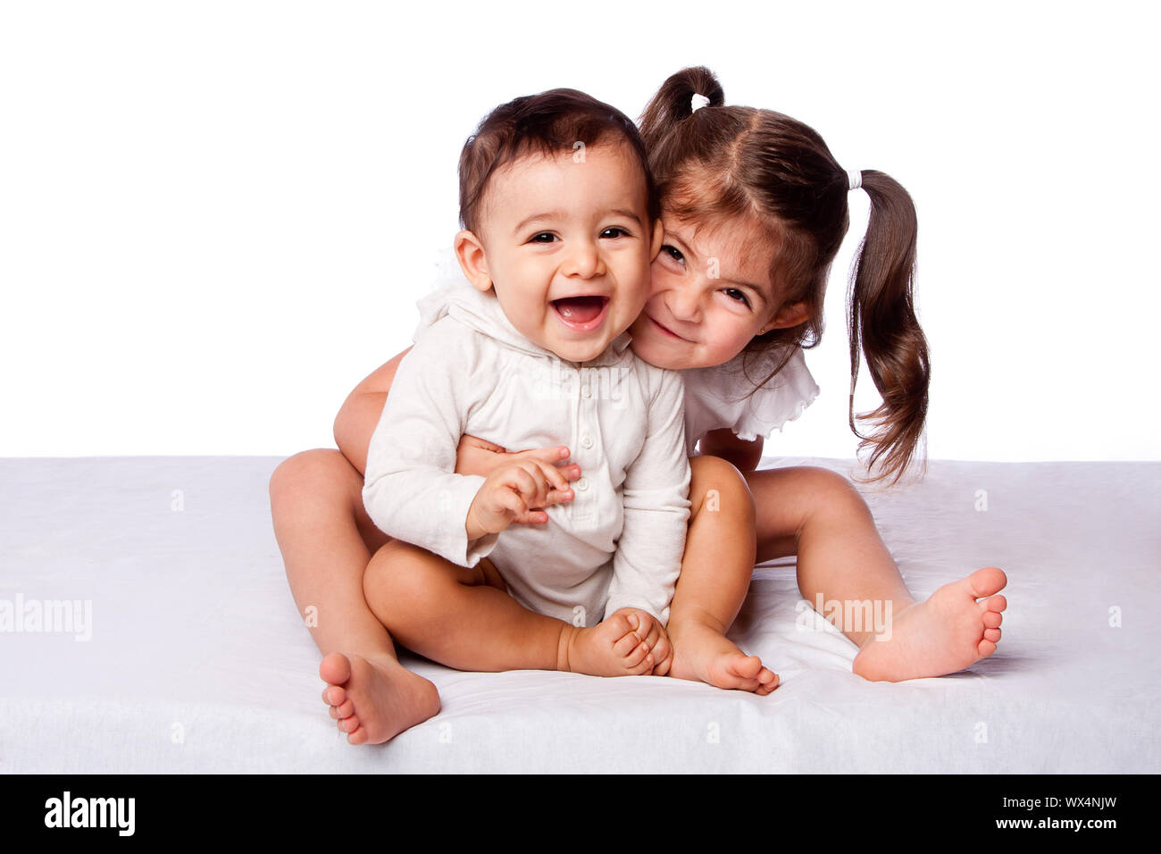 cute brother and sister wallpapers 0032