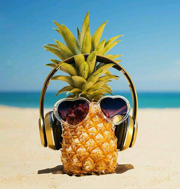 cute pineapple wallpapers 0093