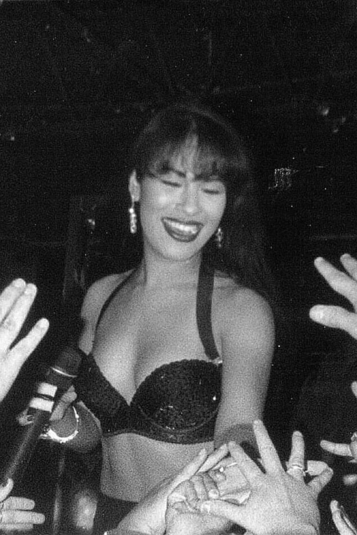 cute Selena Quintanilla wallpapers 0097