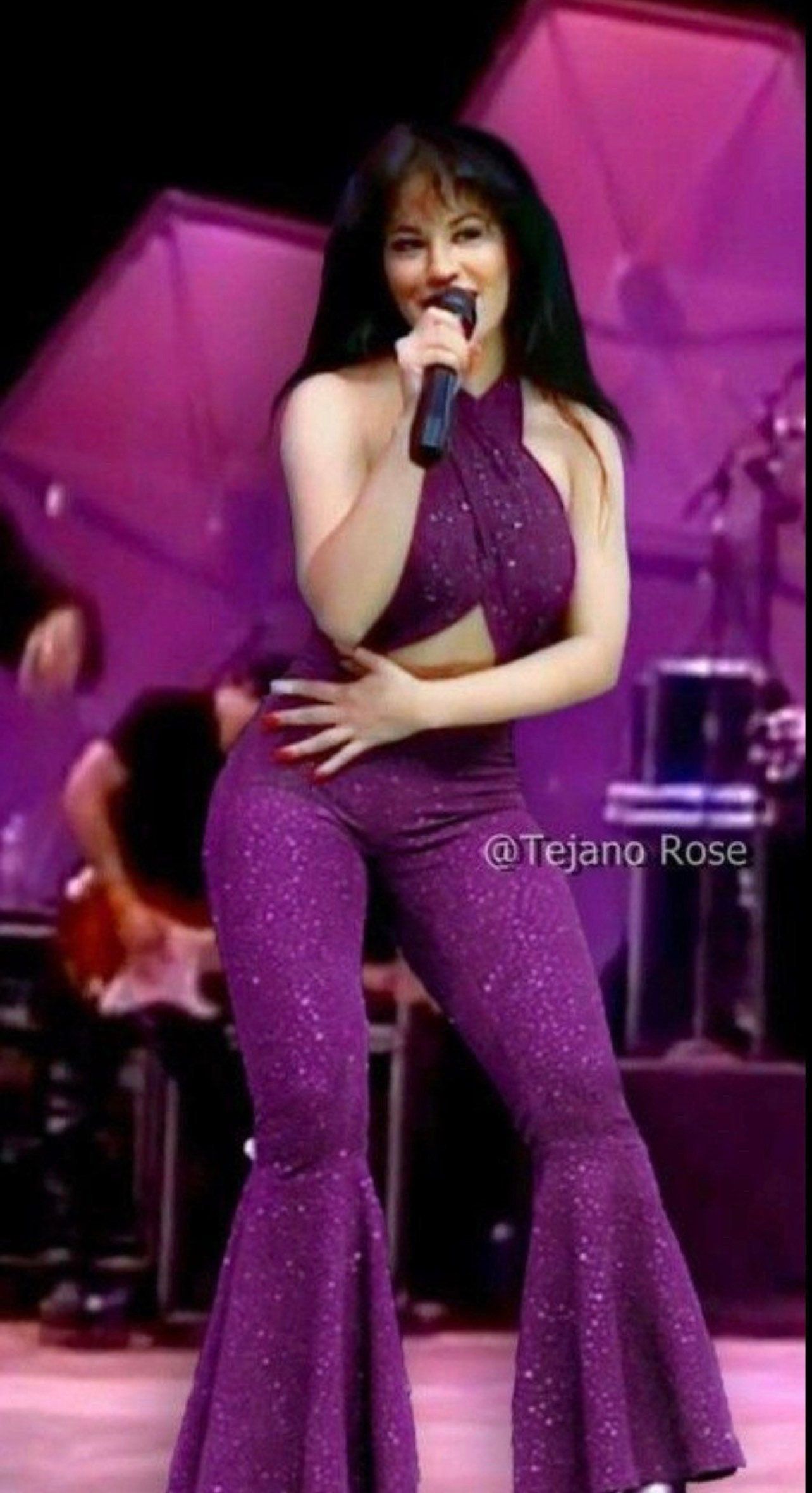 lovely Selena Quintanilla digital wallpapers